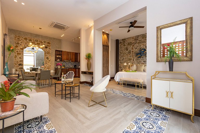 Villas La Fontana Spacious ApartaSuite - Pool 102