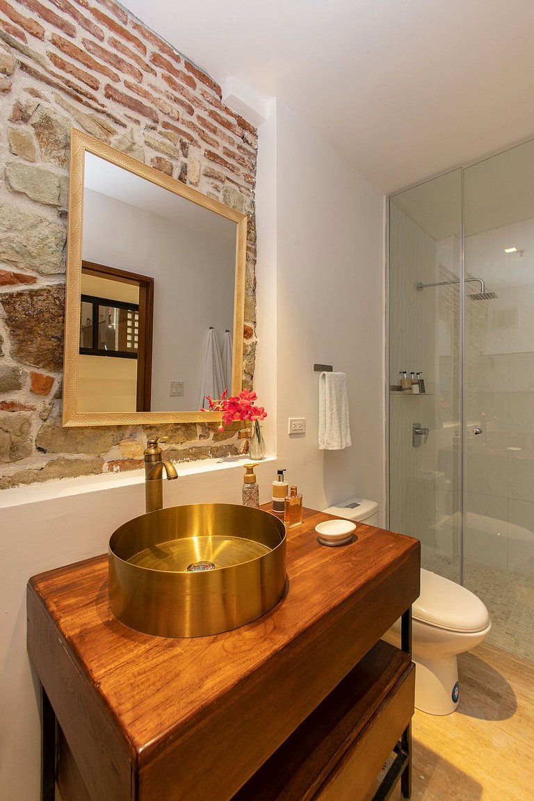 Villas La Fontana Spacious ApartaSuite - Pool 103