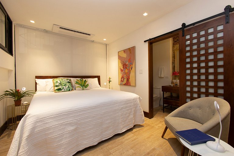 Villas La Fontana Spacious ApartaSuite - Pool 104
