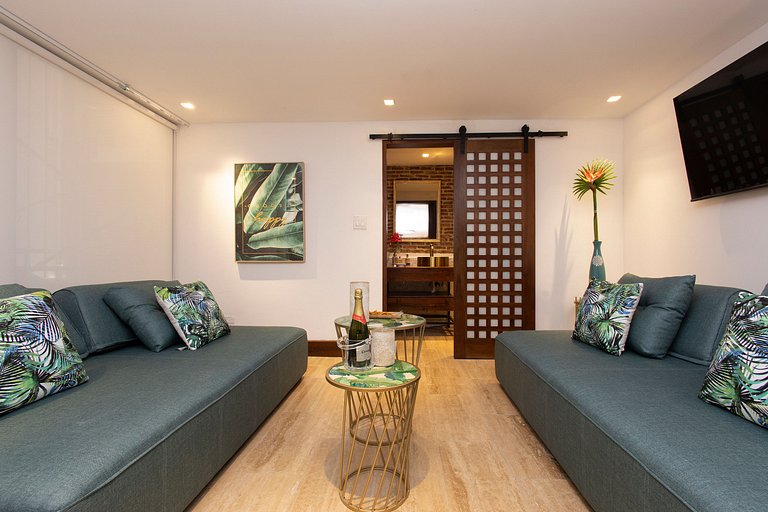 Villas La Fontana Spacious ApartaSuite - Pool 104