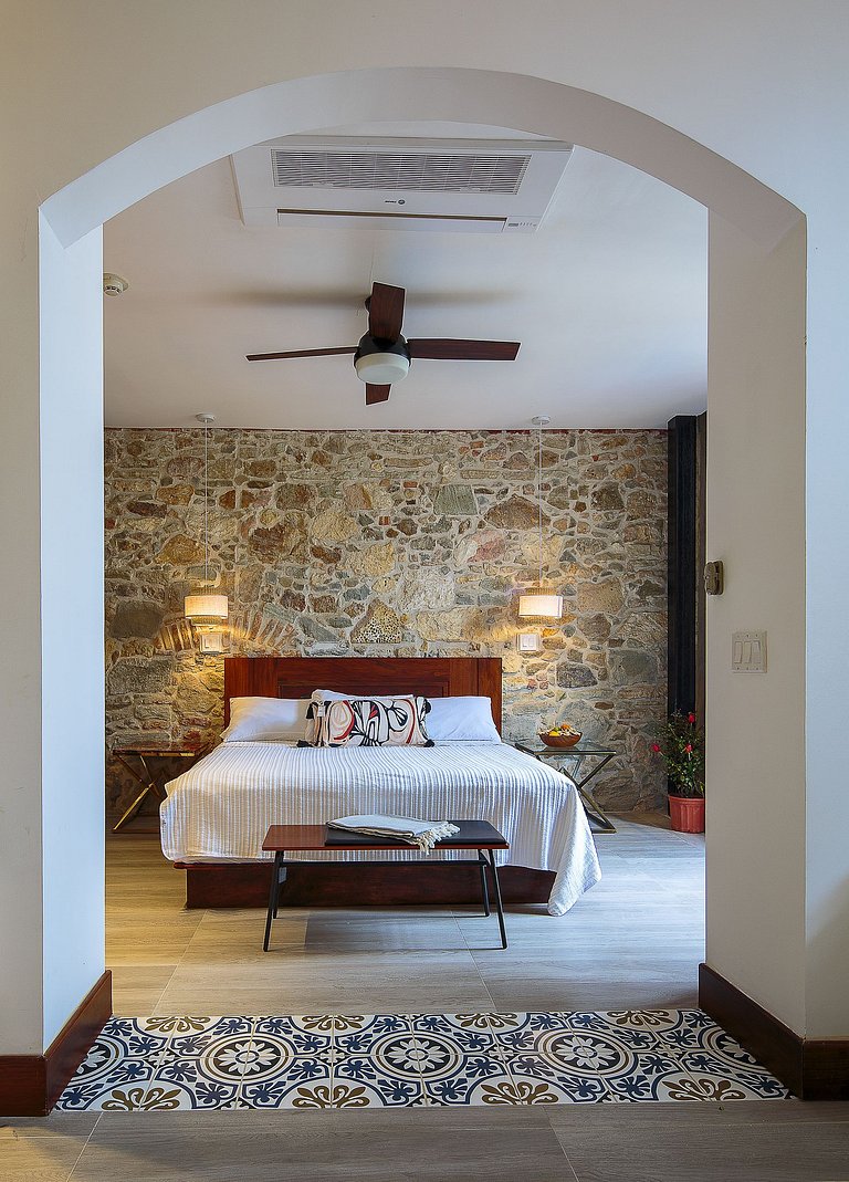 Villas La Fontana Spacious ApartaSuite - Pool 202