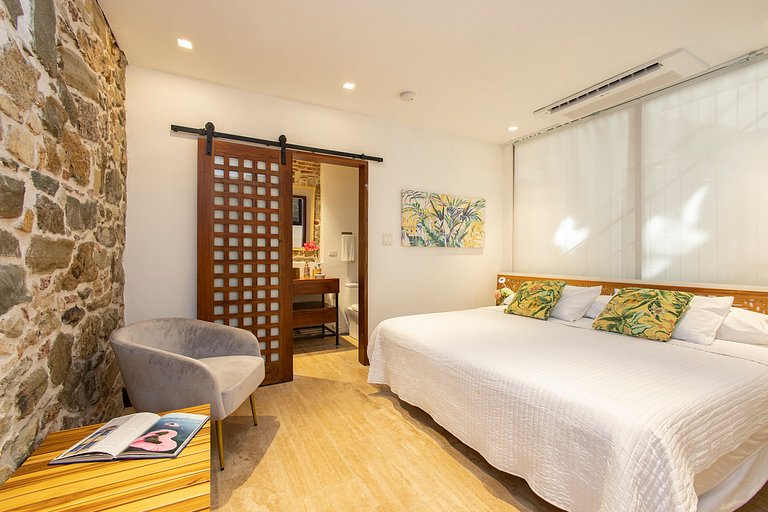 Villas La Fontana Spacious ApartaSuite - Pool 203