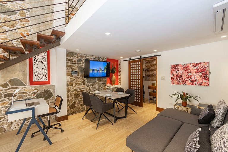 Villas La Fontana Spacious ApartaSuite - Pool 203